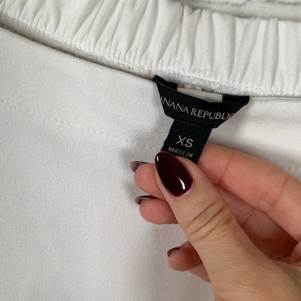 Banana Republic Off The Shoulder Bell Sleeve Top - Picture 5 of 5